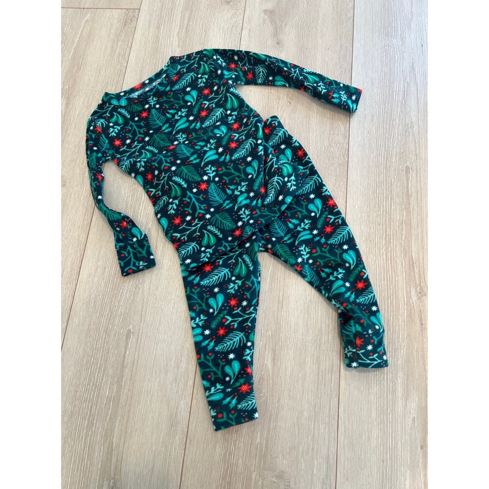 Cat & Jack 18 Mos Matching Christmas Pajamas Set Green Red Holly Berries
